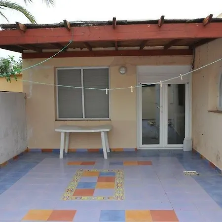 Casa A 50 Metros Del Mar Villa Oliva Exterior photo